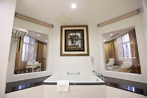 Nanjing Suning Universal Hotel