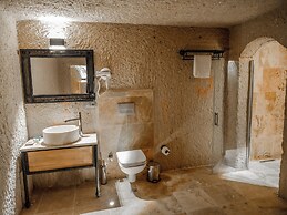 Memories Cave House