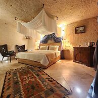 Memories Cave House