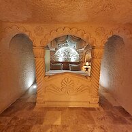 Memories Cave House