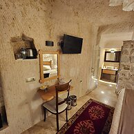 Memories Cave House