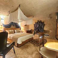 Memories Cave House