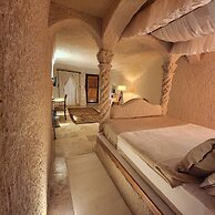 Memories Cave House