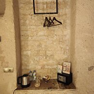 Memories Cave House