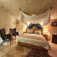 Memories Cave House