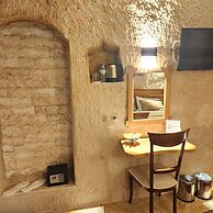 Memories Cave House