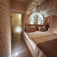 Memories Cave House