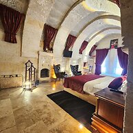 Memories Cave House