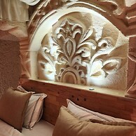 Memories Cave House