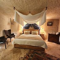 Memories Cave House