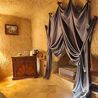 Memories Cave House