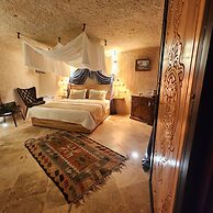 Memories Cave House