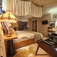 Memories Cave House