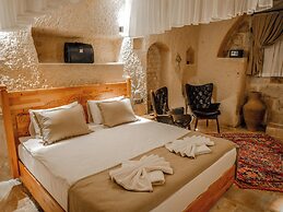 Memories Cave House