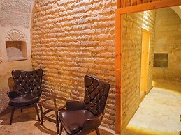 Memories Cave House