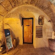Memories Cave House