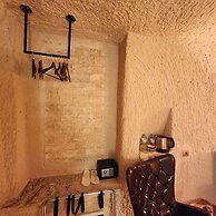 Memories Cave House