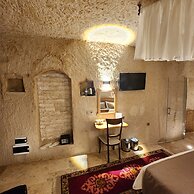 Memories Cave House
