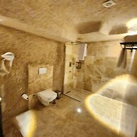 Memories Cave House