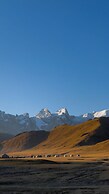 Visit Kel-Suu Yurt Camp