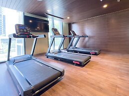 GLOBALSTAY. Creek Edge Tower Apartments