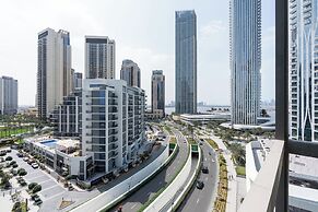 GLOBALSTAY. Creek Edge Tower Apartments