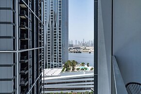 GLOBALSTAY. Creek Edge Tower Apartments