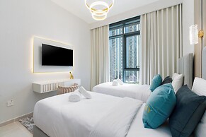 GLOBALSTAY. Creek Edge Tower Apartments