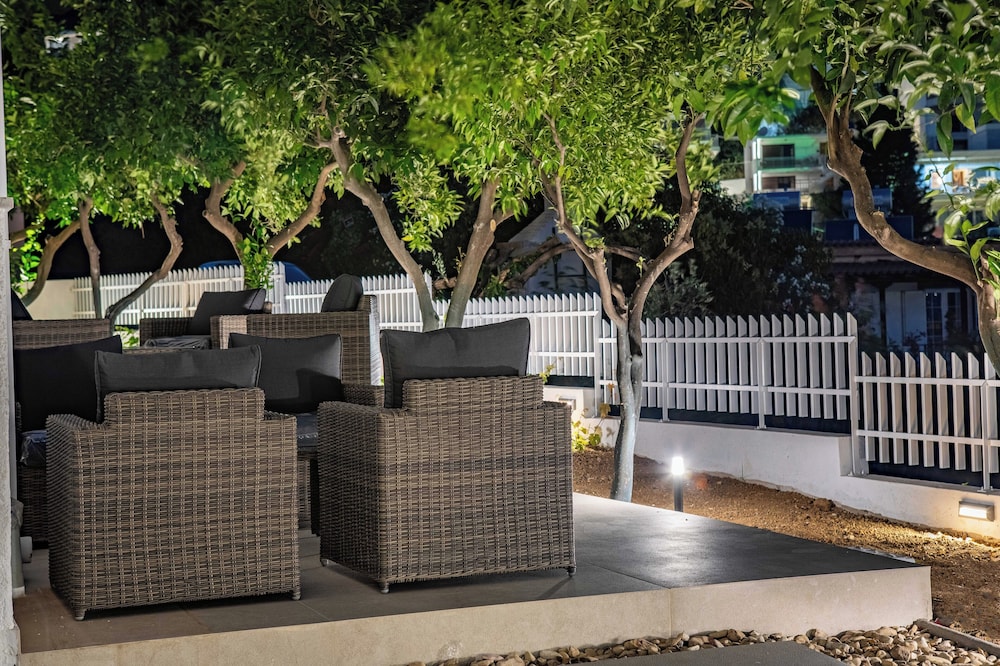 Arancia Elegant Rooms and Suites