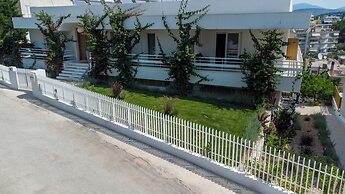 Arancia Elegant Rooms and Suites