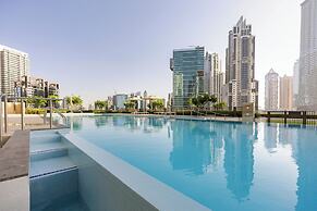 Waves - Burj Crown Tower