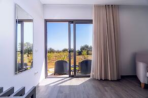 Mercedes Country House