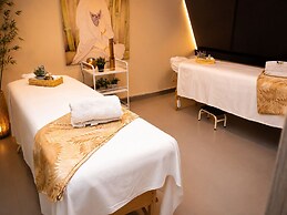 Hotel Zensual