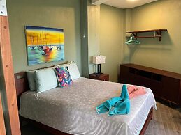 Mama Lola Bed and Breakfast