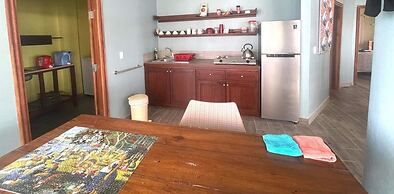 Mama Lola Bed and Breakfast