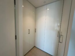 Remarkable 1-bed Apartment in Dubai