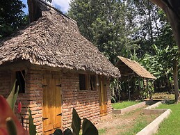 Charming A-frame Charming House in Arusha Village