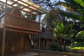 Charming A-frame Charming House in Arusha Village