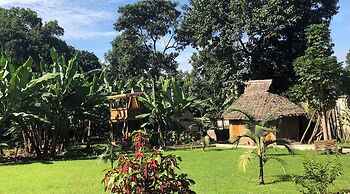 Charming A-frame Charming House in Arusha Village