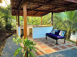 Yakari Grei Bungalows