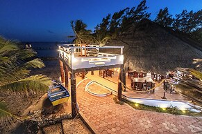 Casa Cenote Hotel