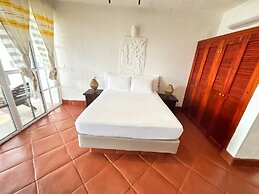 Casa Cenote Hotel