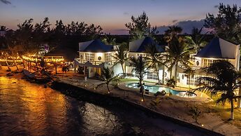 Casa Cenote Hotel