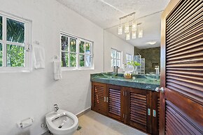 Casa Cenote Hotel