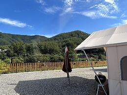 Gapyeong Sanmaeul Glamping