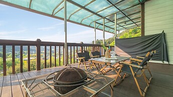 Gapyeong Gold Castle Pension