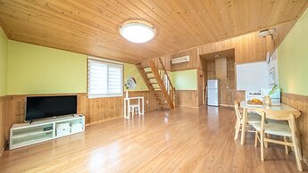 Gapyeong Gold Castle Pension