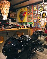 Cafe Moto Hostel