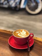Cafe Moto Hostel