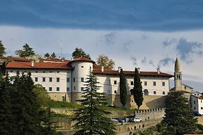 Štanjel Retreat Apartment Standart  1.1